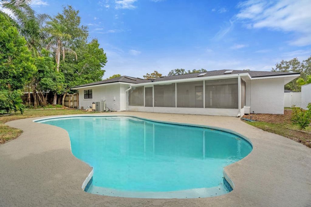 Image 32 of property listing at 8241 CARAWAY DRIVE, Orlando, FL 32819