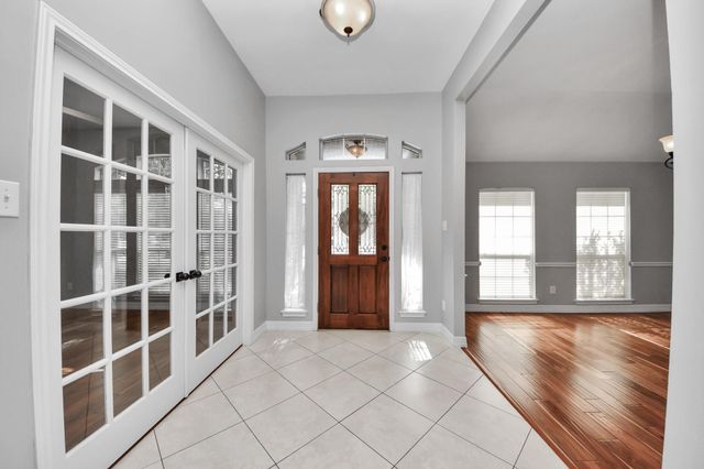 2802 Creek Bend Drive, Friendswood, TX 77546