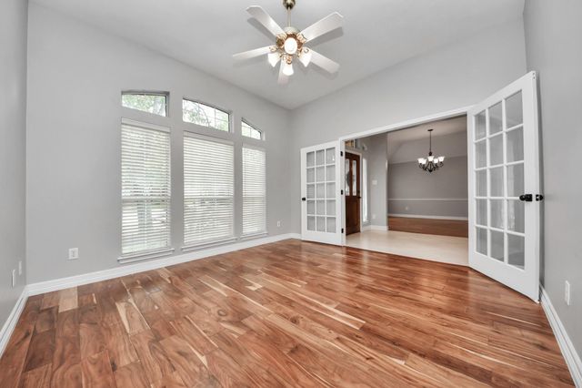 2802 Creek Bend Drive, Friendswood, TX 77546