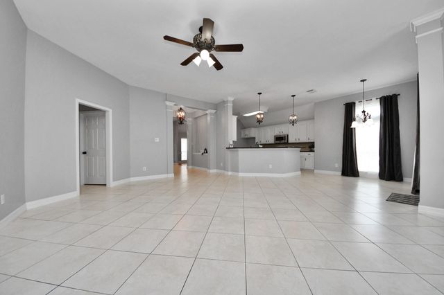 2802 Creek Bend Drive, Friendswood, TX 77546