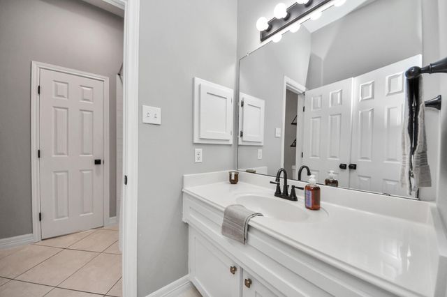 2802 Creek Bend Drive, Friendswood, TX 77546