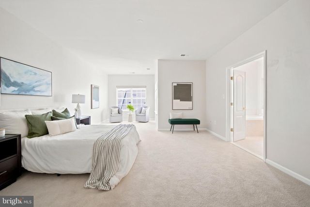 12147 MONTEITH LN, Fairfax, VA 22030