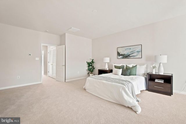 12147 MONTEITH LN, Fairfax, VA 22030