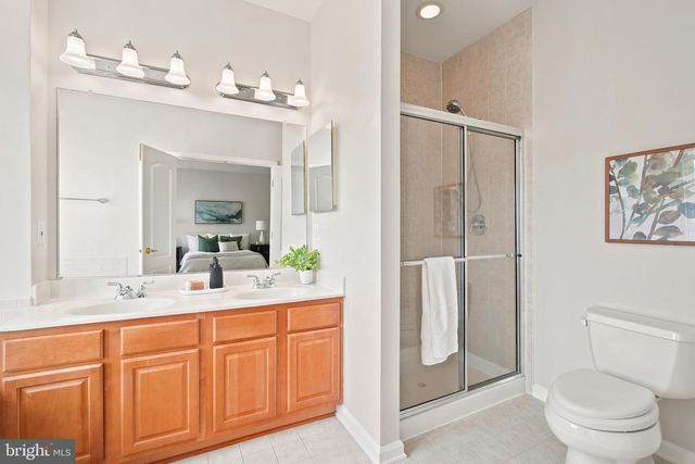 12147 MONTEITH LN, Fairfax, VA 22030