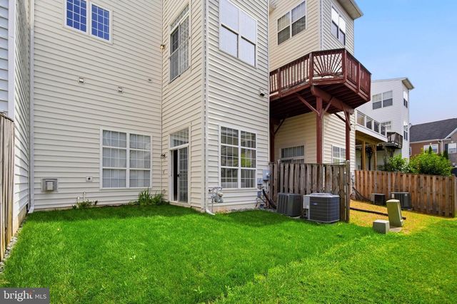 12147 MONTEITH LN, Fairfax, VA 22030