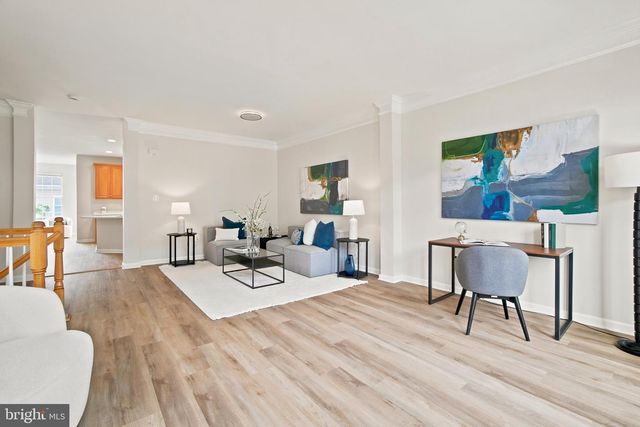 12147 MONTEITH LN, Fairfax, VA 22030
