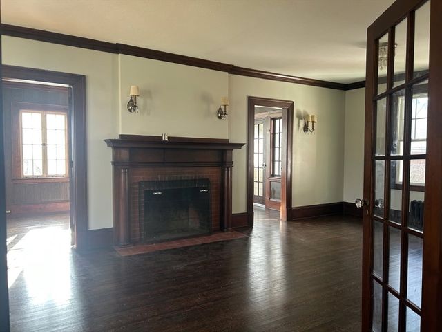 122 Bellevue Ave, Springfield, MA 01108