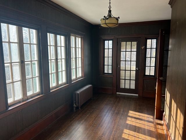 122 Bellevue Ave, Springfield, MA 01108