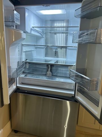 122 Bellevue Ave, Springfield, MA 01108