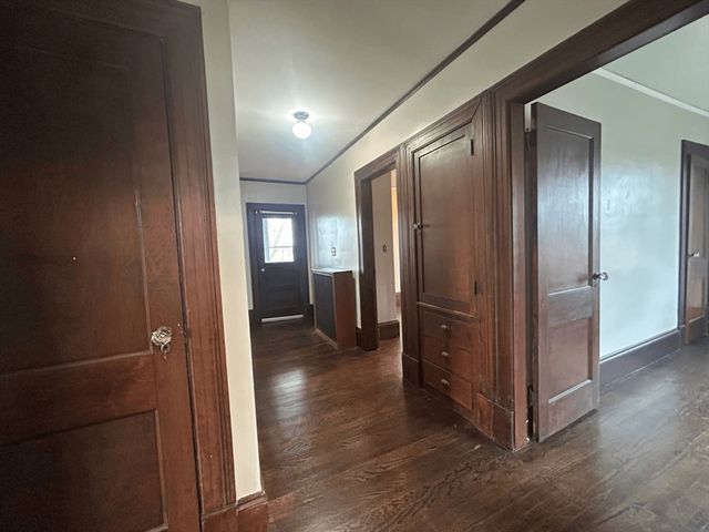 122 Bellevue Ave, Springfield, MA 01108