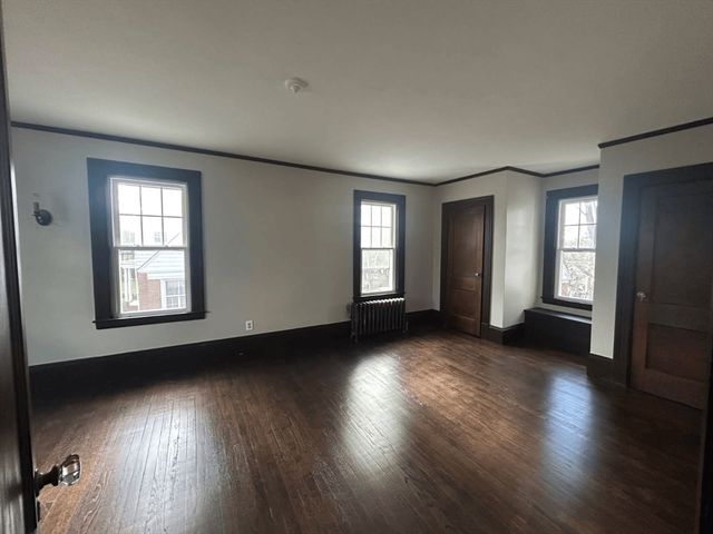 122 Bellevue Ave, Springfield, MA 01108