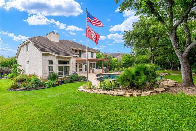 58 Cottondale RD, The Hills, TX 78738