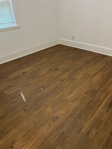 70 Cedar 0, Sharon, MA 02067