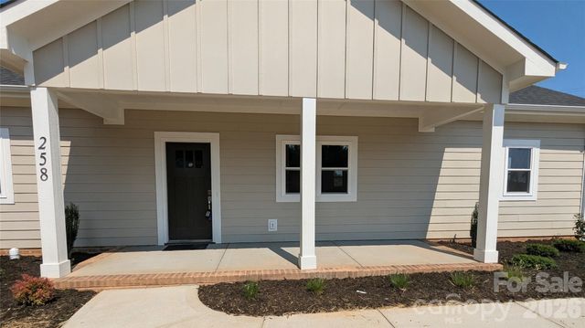258 E East Avenue, Monroe, NC 28110