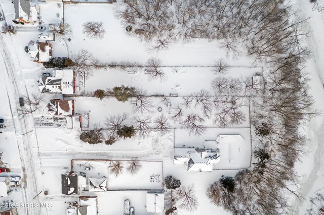 345 Hillside Drive, Rossford, OH 43460