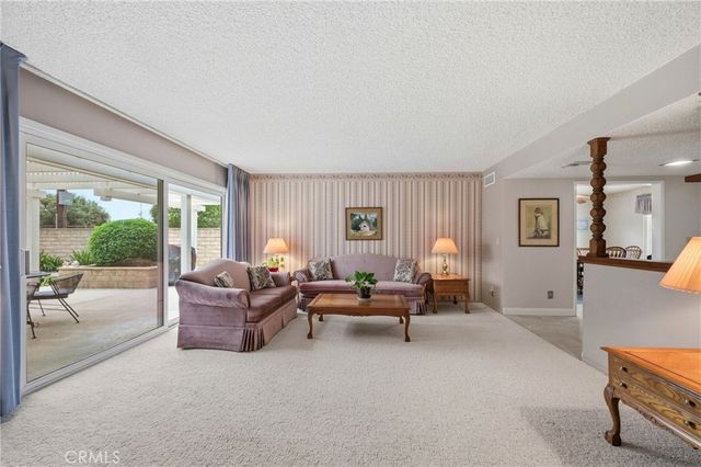 10400 Hanna Avenue, Chatsworth, CA 91311