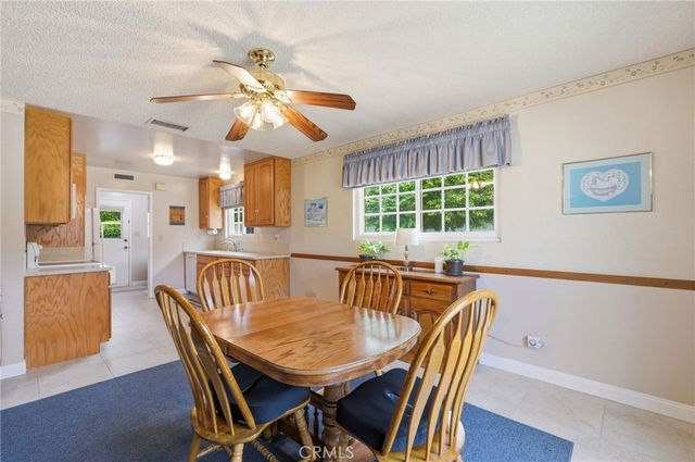 10400 Hanna Avenue, Chatsworth, CA 91311