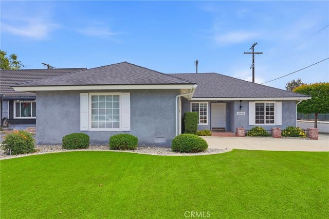 10400 Hanna Avenue, Chatsworth, CA 91311
