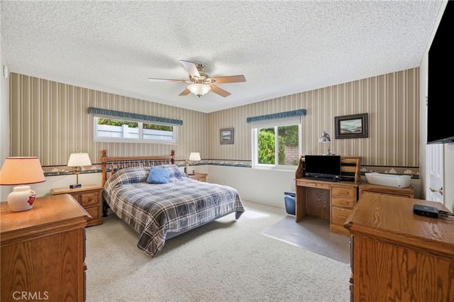 10400 Hanna Avenue, Chatsworth, CA 91311
