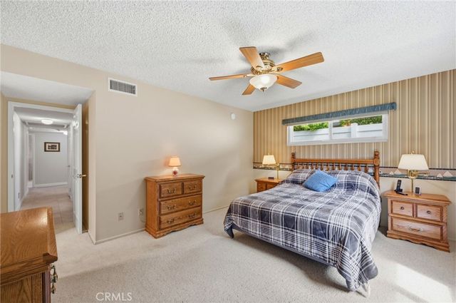 10400 Hanna Avenue, Chatsworth, CA 91311