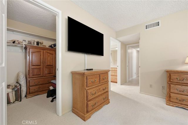 10400 Hanna Avenue, Chatsworth, CA 91311