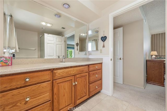 10400 Hanna Avenue, Chatsworth, CA 91311