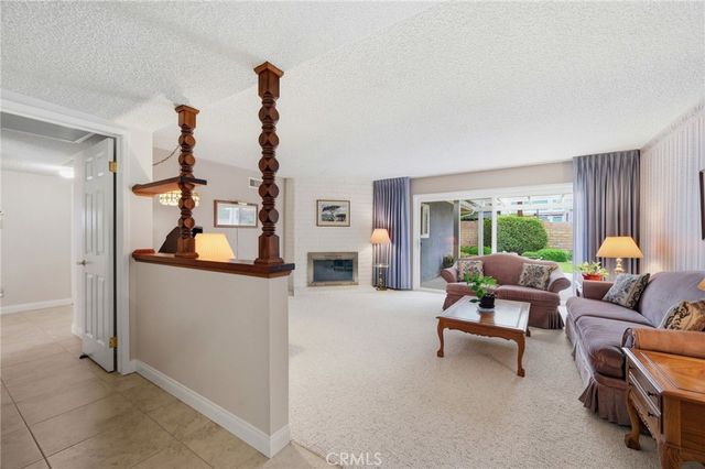 10400 Hanna Avenue, Chatsworth, CA 91311