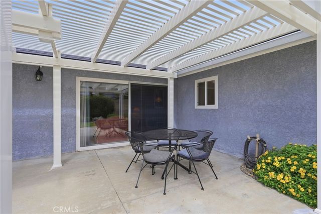 10400 Hanna Avenue, Chatsworth, CA 91311