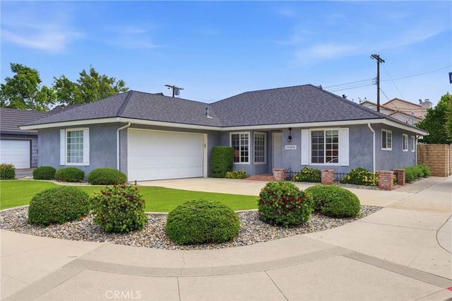 10400 Hanna Avenue, Chatsworth, CA 91311