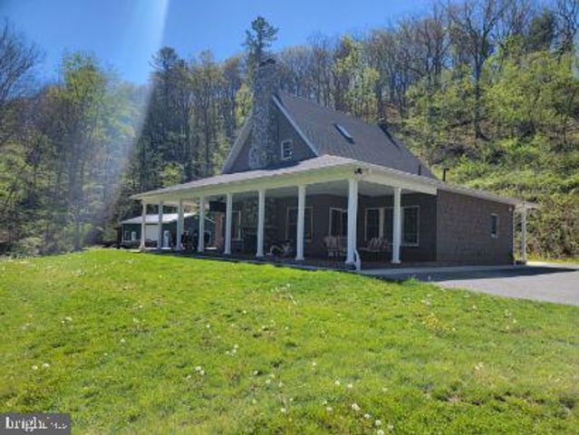 1232 NEWPORT ROAD, Duncannon, PA 17020