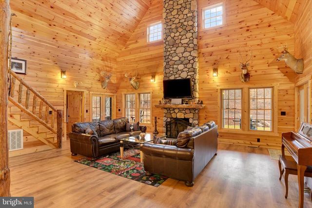 1232 NEWPORT ROAD, Duncannon, PA 17020