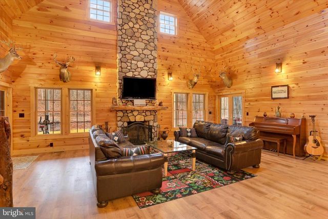 1232 NEWPORT ROAD, Duncannon, PA 17020