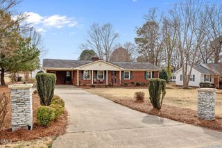 41 Woodcroft Drive, Angier, NC 27501