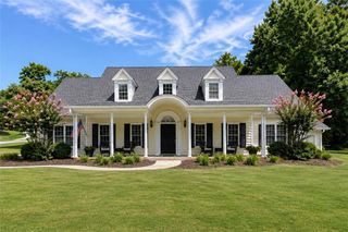 2564 Chestea Drive NE, Marietta, GA 30066