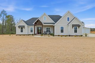 867 Dog Bluff Rd., Galivants Ferry, SC 29544