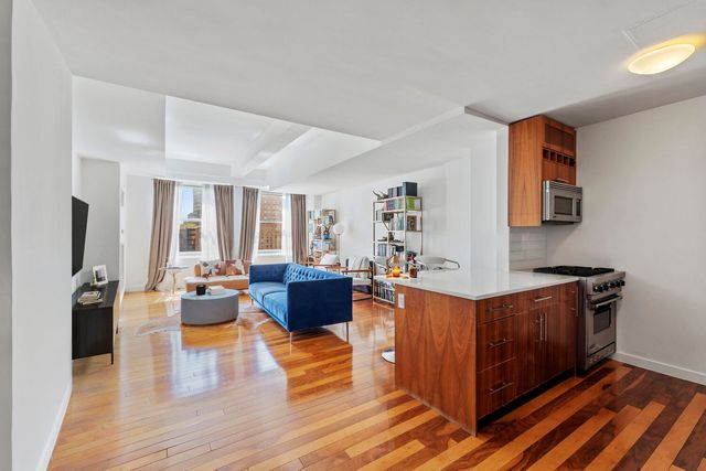 88 Greenwich St Apt 2009, New York City, NY 10006