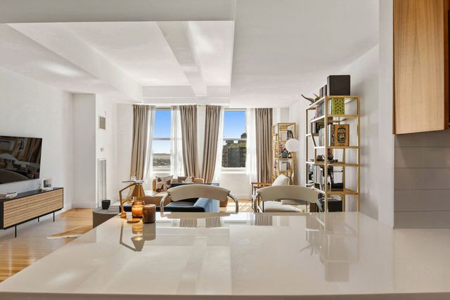88 Greenwich St Apt 2009, New York City, NY 10006