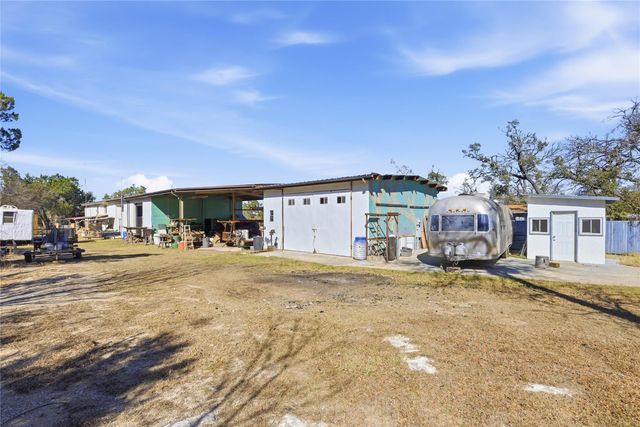 196 Southern DR, Johnson City, TX 78636