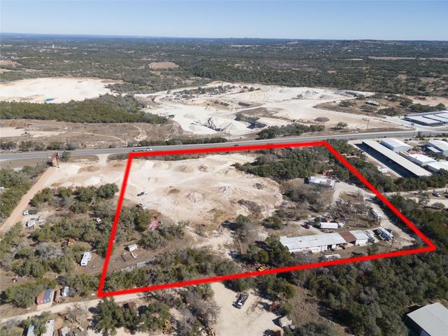 196 Southern DR, Johnson City, TX 78636