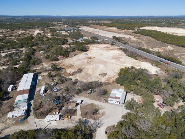 196 Southern DR, Johnson City, TX 78636