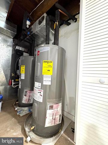 1919 E HUNTINGDON ST, Philadelphia, PA 19125