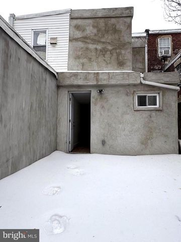 1919 E HUNTINGDON ST, Philadelphia, PA 19125