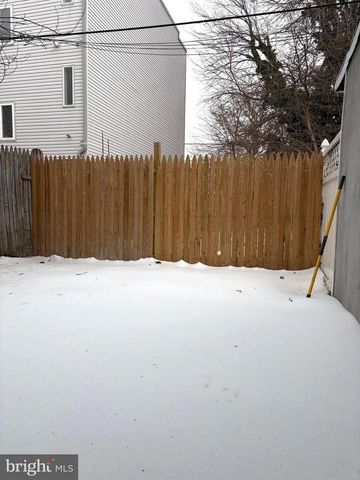 1919 E HUNTINGDON ST, Philadelphia, PA 19125