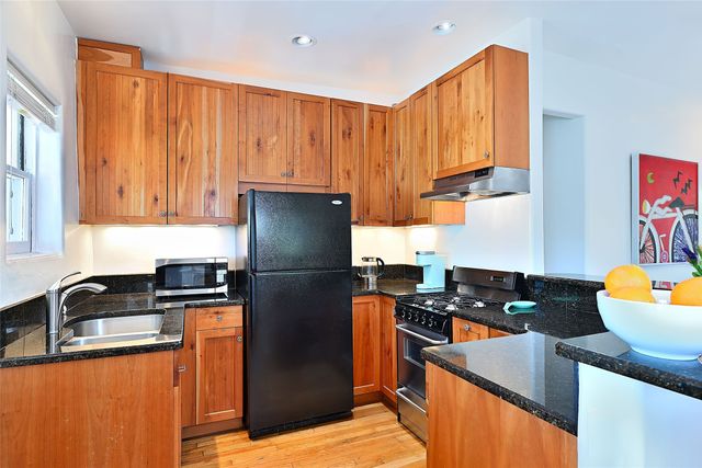 758 Allendale 1, Santa Fe, NM 87505