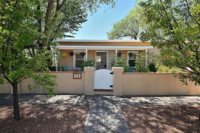 758 Allendale 1, Santa Fe, NM 87505