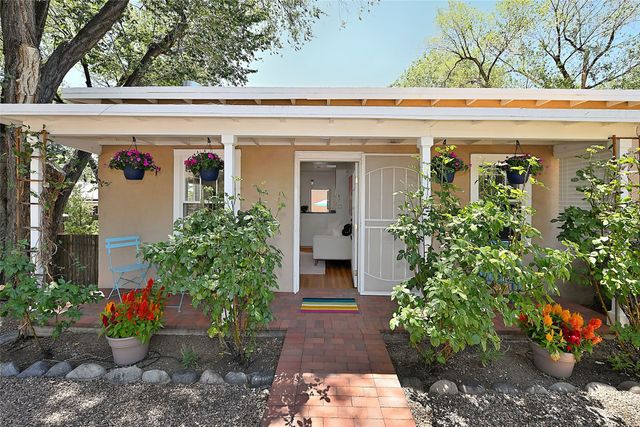758 Allendale 1, Santa Fe, NM 87505