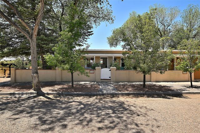 758 Allendale 1, Santa Fe, NM 87505