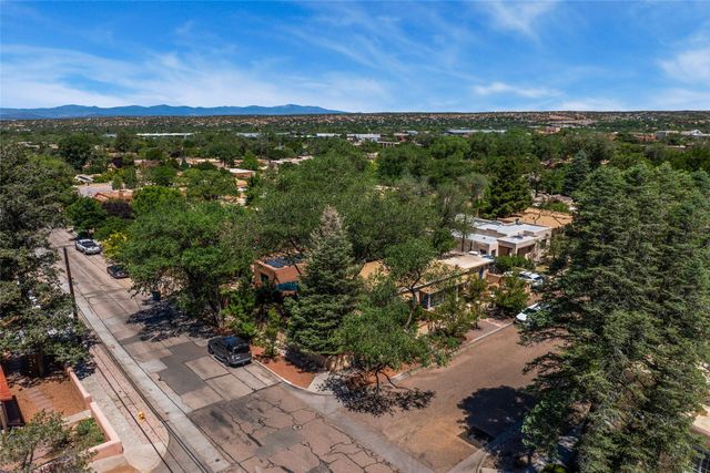 758 Allendale 1, Santa Fe, NM 87505