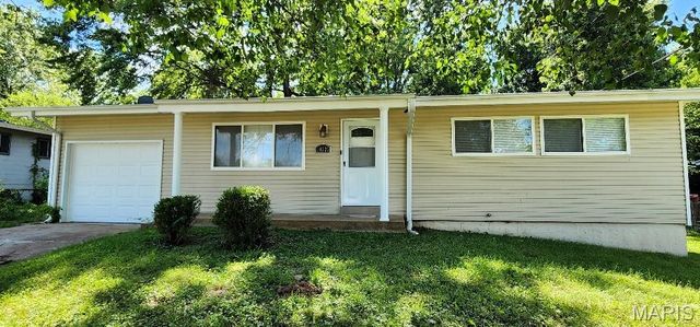 10325 Deem Drive, St Louis, MO 63136