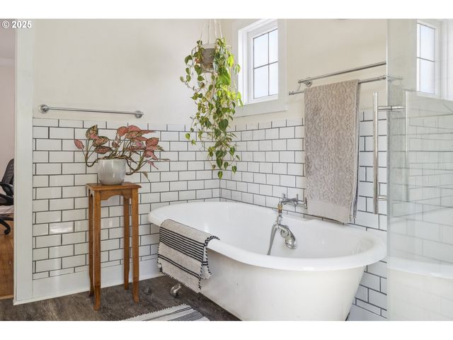 3524 Se 65TH Ave, Portland, OR 97206